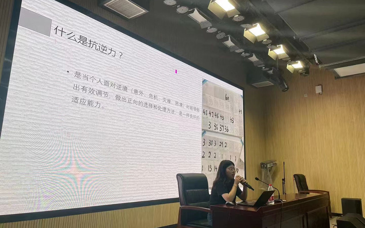 巩义董玉娣中学